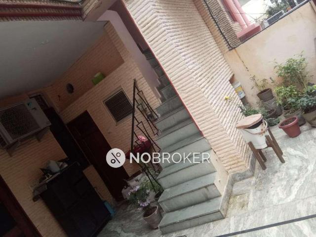 4+ BHK House For Sale In Sector 17a