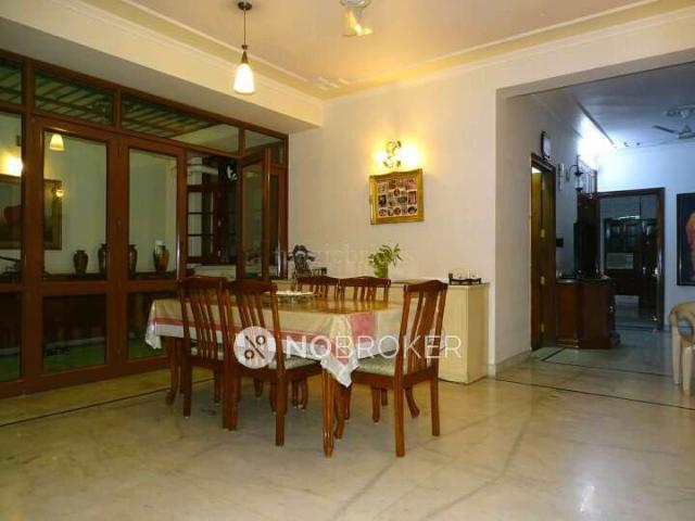 4+ BHK House For Sale In Sector 31