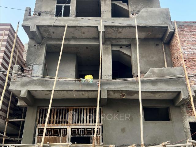 4+ BHK House For Sale In Sector 41