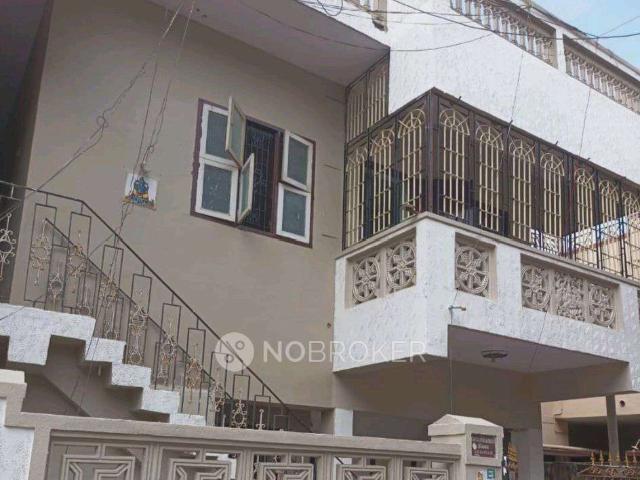 4 BHK House For Sale In Srinivasa Iyengar St