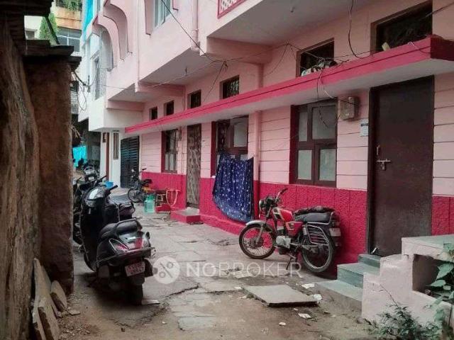 4+ BHK House For Sale In Street No. 3 Building