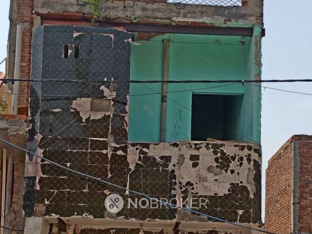 4+ BHK House For Sale In Sultan Puri
