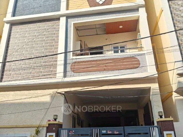4+ BHK House For Sale In Suraram