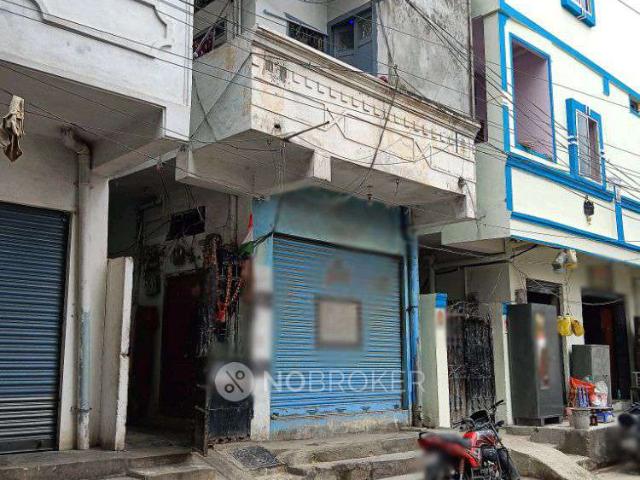 4+ BHK House For Sale In Suraram