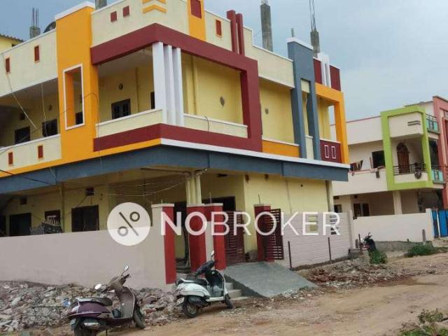 4+ BHK House For Sale In Suraram