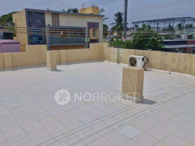 4 BHK House for Rent In 44cv+pcf, Hospital Rd, West Krishna