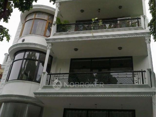 4 BHK House for Rent In 22, Dlf Phase 2, Sector 25