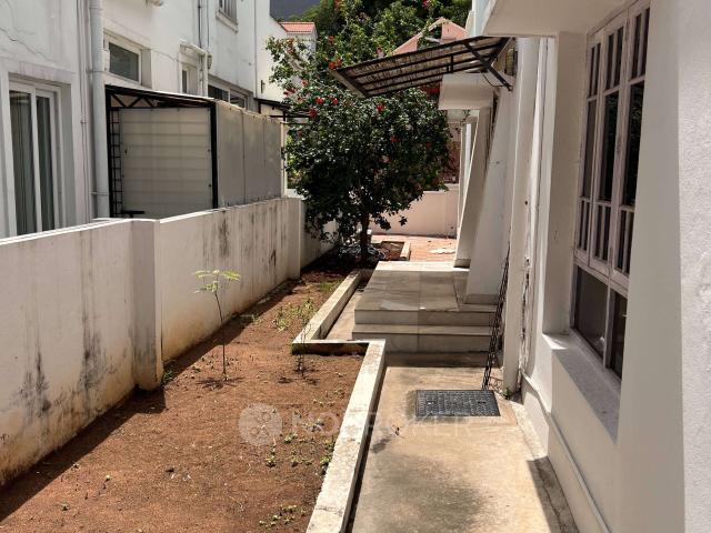 4 BHK House for Rent In Vasantha Valley