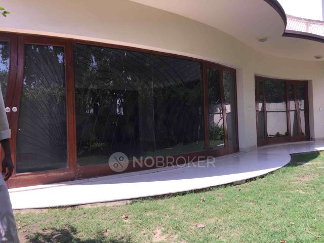 4+ BHK House for Rent In Dlf Phase 1