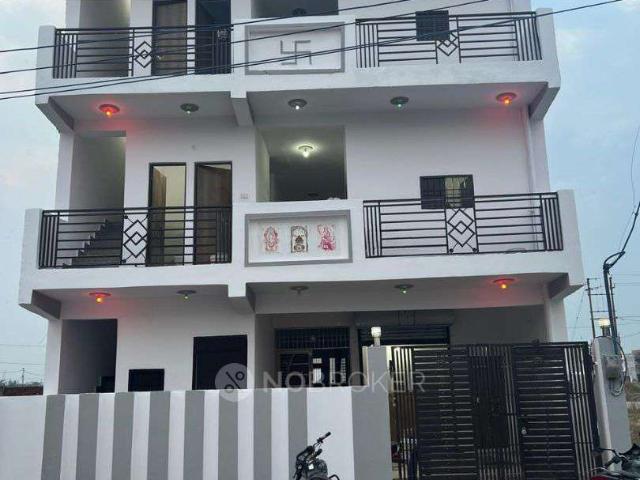 4+ BHK House for Rent In Kasna