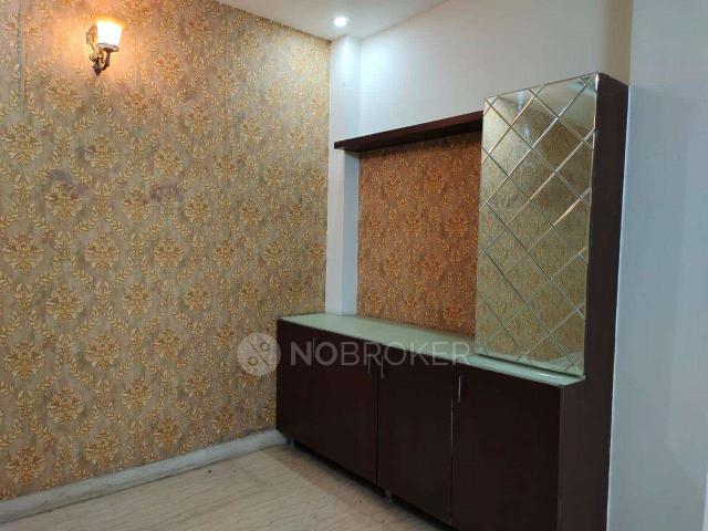 4 BHK House for Rent In Kisan Chowk