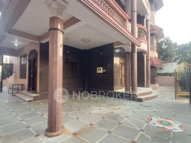 4 BHK House for Rent In Saket