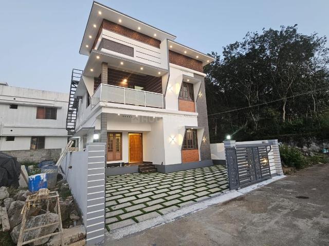 4 BHK Independent Builder Floor in Mulanthuruthy for resale Ernakulam. The reference number is 15701785