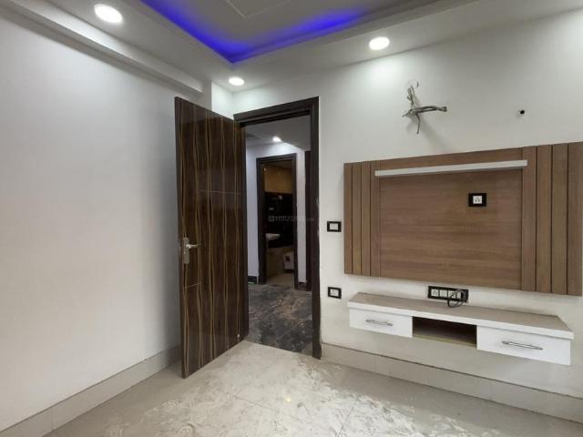 4 BHK Independent Builder Floor in Mahavir Enclave for resale New Delhi. The reference number is 20241317