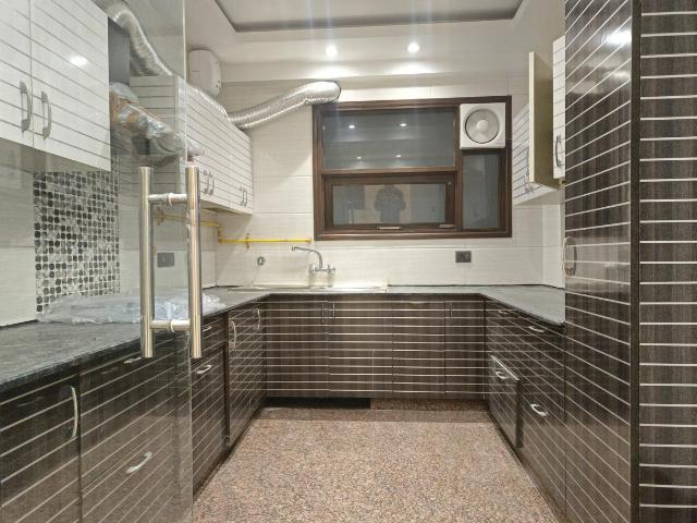 4 BHK Independent Builder Floor in Malviya Nagar for resale New Delhi. The reference number is 19101683