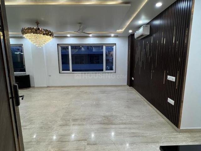 4 BHK Independent Builder Floor in Mayfield Garden for resale Gurgaon. The reference number is 18795956