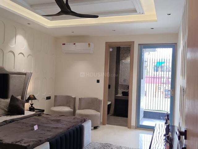 4 BHK Independent Builder Floor in Mayfield Garden for resale Gurgaon. The reference number is 19718834