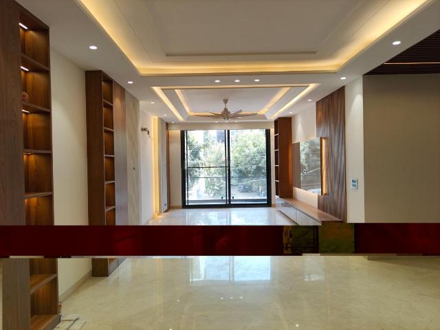 4 BHK Independent Builder Floor in Mayfield Garden for resale Gurgaon. The reference number is 20086558