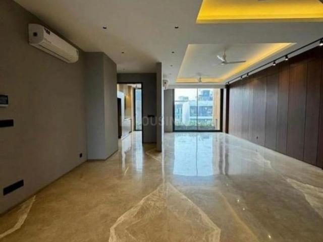 4 BHK Independent Builder Floor in Model Town for resale New Delhi. The reference number is 19276926
