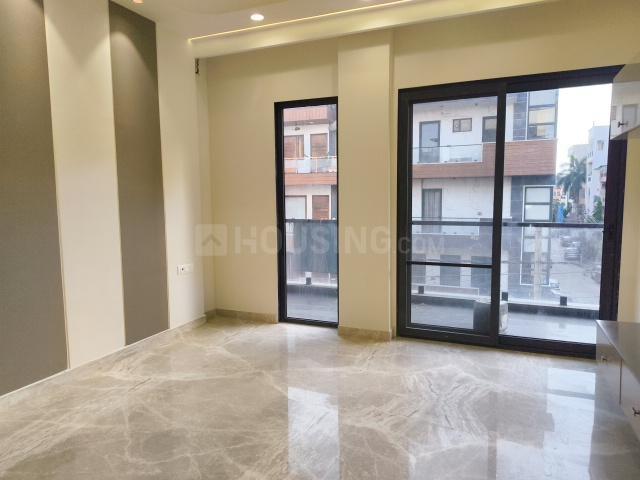 4 BHK Independent Builder Floor in Model Town for resale New Delhi. The reference number is 20033564