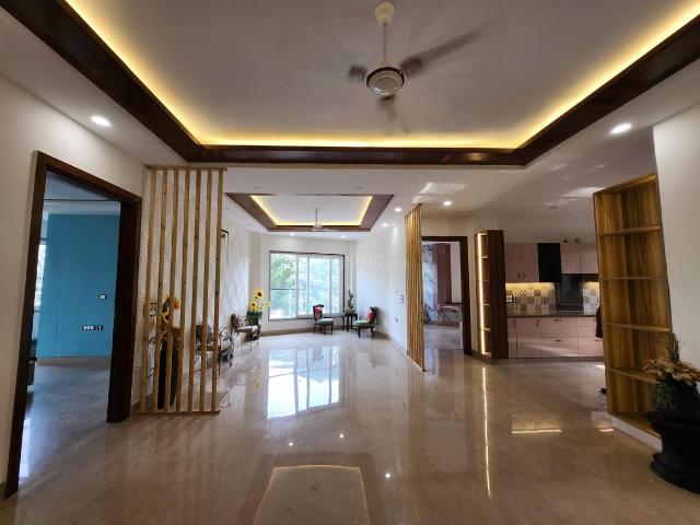 4 BHK Independent Builder Floor in Naraina for resale New Delhi. The reference number is 19703149