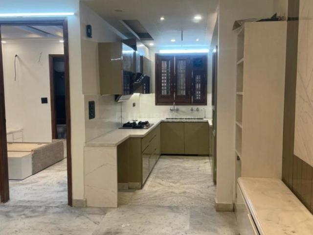 4 BHK Independent Builder Floor in Naraina for resale New Delhi. The reference number is 19870312