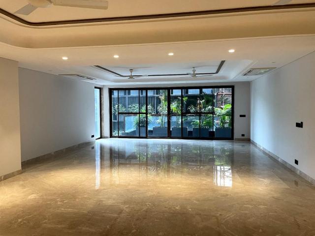 4 BHK Independent Builder Floor in Neeti Bagh for resale New Delhi. The reference number is 19876955