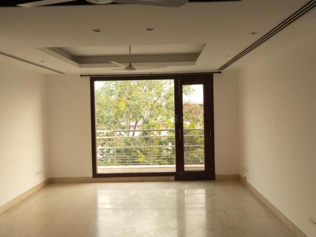 4 BHK Independent Builder Floor in New Friends Colony for rent New Delhi. The reference number is 17547633