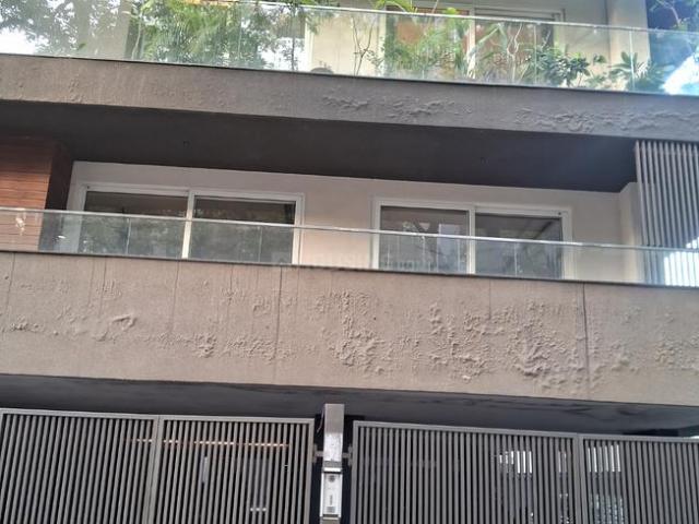4 BHK Independent Builder Floor in New Friends Colony for rent New Delhi. The reference number is 20185301