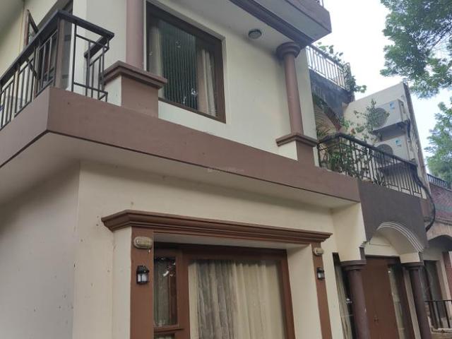 4 BHK Independent Builder Floor in Omega IV for rent Greater Noida. The reference number is 15330573