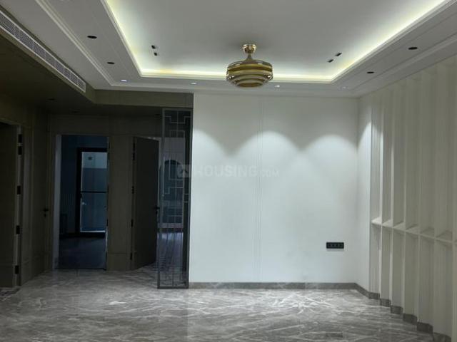 4 BHK Independent Builder Floor in AGCR Enclave for resale New Delhi. The reference number is 20793004
