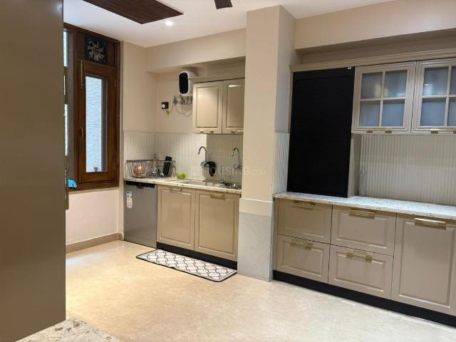 4 BHK Independent Builder Floor in Amravati Enclave for resale Panchkula. The reference number is 18126697