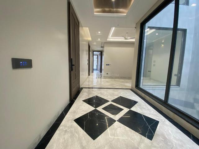 4 BHK Independent Builder Floor in Anand Niketan for resale New Delhi. The reference number is 20001239