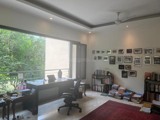 4 BHK Independent Builder Floor in Anand Lok for rent New Delhi. The reference number is 20248839