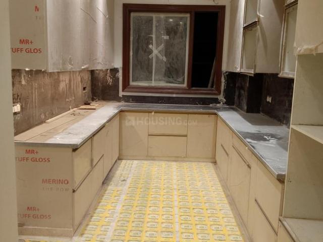 4 BHK Independent Builder Floor in Anand Vihar for resale New Delhi. The reference number is 14636560