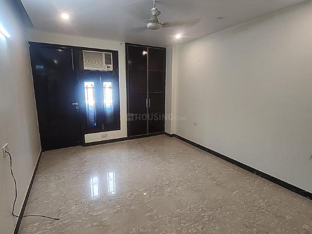 4 BHK Independent Builder Floor in Anand Vihar for resale New Delhi. The reference number is 20668151