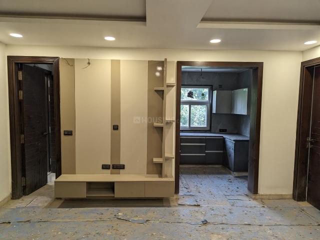 4 BHK Independent Builder Floor in Ashok Vihar for rent New Delhi. The reference number is 19572553