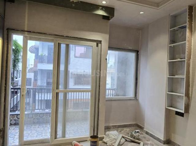 4 BHK Independent Builder Floor in Ashok Vihar for resale New Delhi. The reference number is 19546350