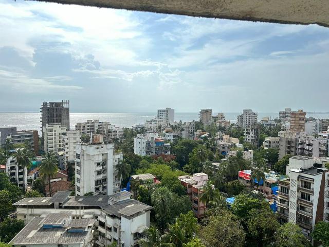 4 BHK Independent Builder Floor in Bandra West for rent Mumbai. The reference number is 14967718
