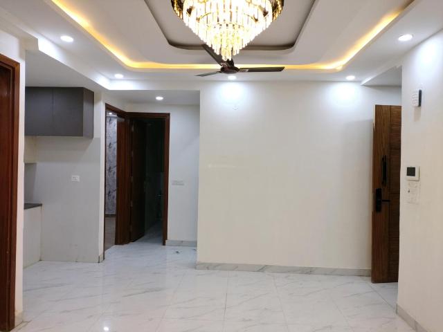 4 BHK Independent Builder Floor in Bharat Vihar for resale New Delhi. The reference number is 19946218