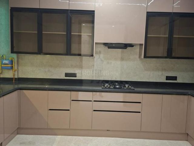 4 BHK Independent Builder Floor in Chittaranjan Park for rent New Delhi. The reference number is 20840228