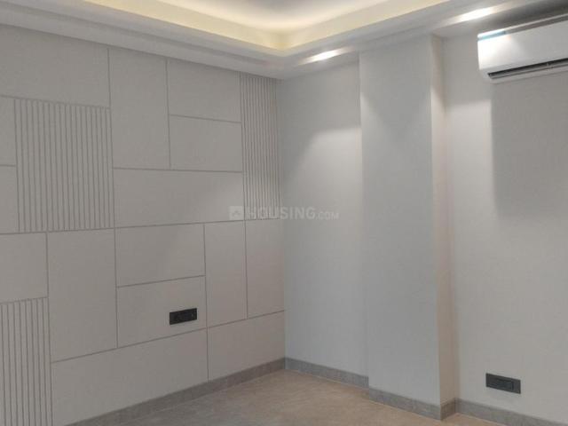 4 BHK Independent Builder Floor in Chittaranjan Park for resale New Delhi. The reference number is 20014917