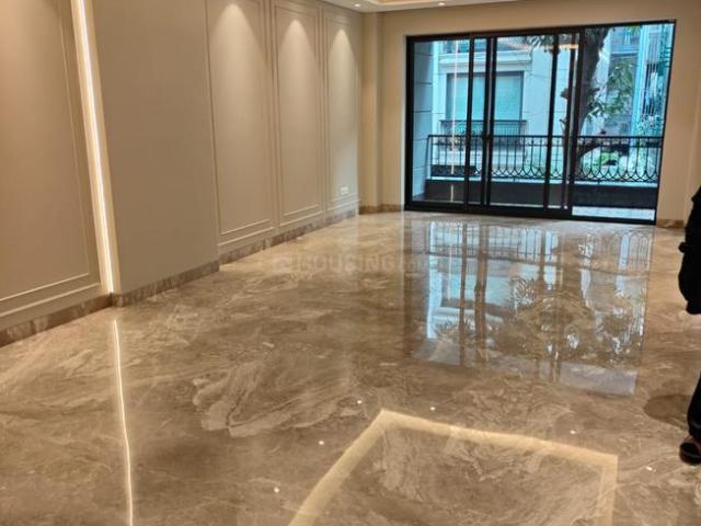 4 BHK Independent Builder Floor in Chittaranjan Park for resale New Delhi. The reference number is 20789499