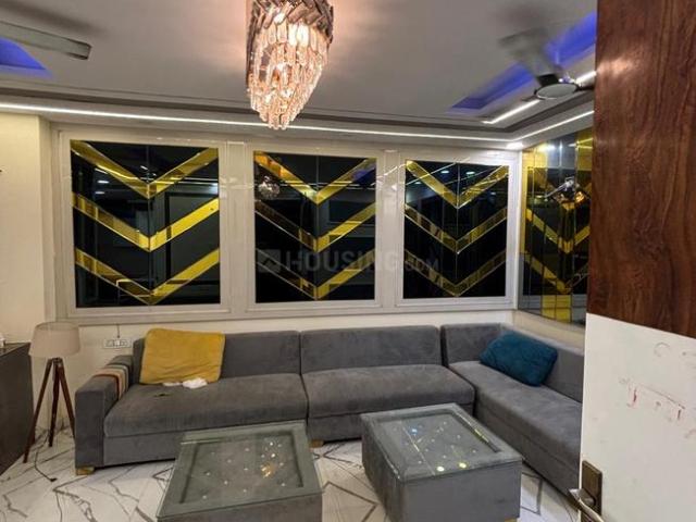4 BHK Independent Builder Floor in Dwarka Mor for rent New Delhi. The reference number is 21003810
