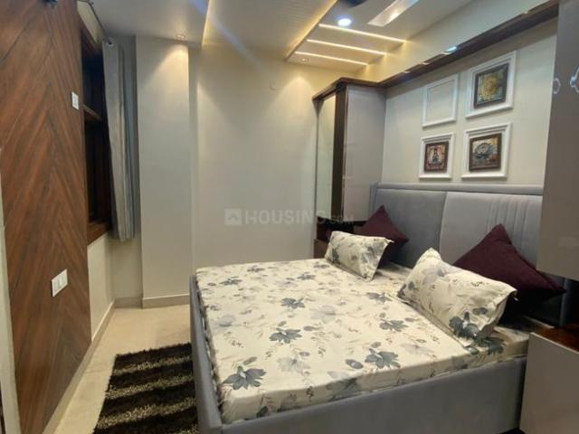 4 BHK Independent Builder Floor in Dwarka Mor for resale New Delhi. The reference number is 20159129