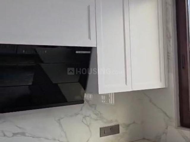 4 BHK Independent Builder Floor in Defence Colony for rent New Delhi. The reference number is 20578427