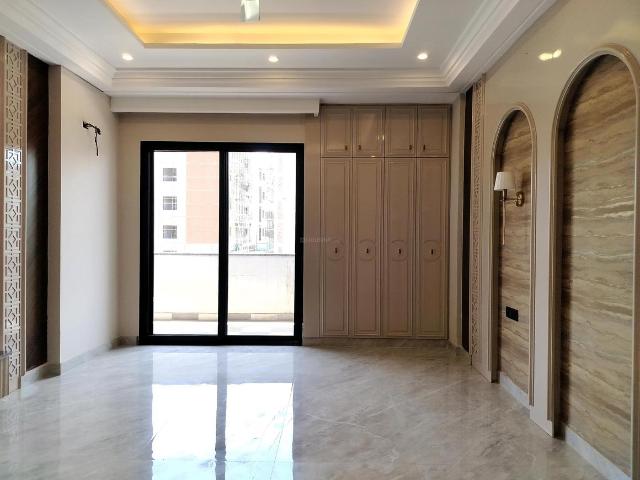 4 BHK Independent Builder Floor in DLF Phase 4 for rent Gurgaon. The reference number is 20194863