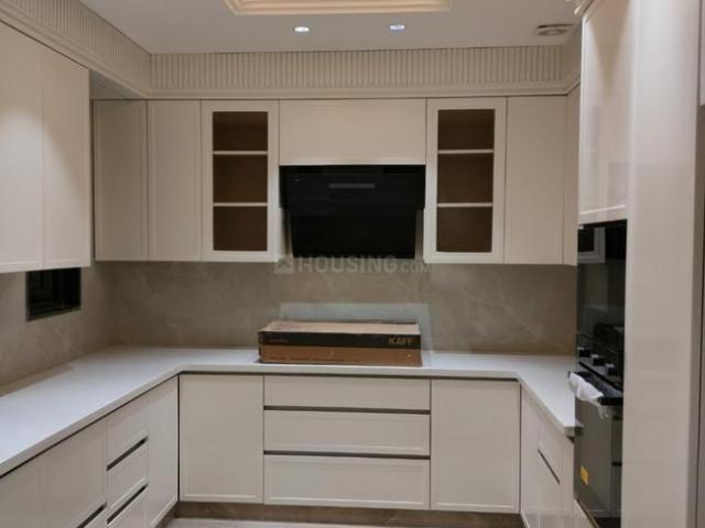 4 BHK Independent Builder Floor in DLF Phase 4 for resale Gurgaon. The reference number is 20524763