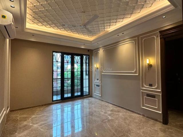 4 BHK Independent Builder Floor in DLF Phase 4 for resale Gurgaon. The reference number is 20732706