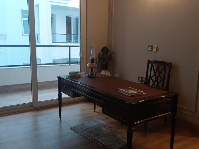 4 BHK Independent Builder Floor in DLF Phase 5 for rent Gurgaon. The reference number is 19617382